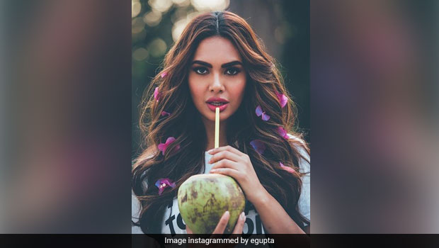 Read: Esha Gupta Sets The Record Straight On What It Means To Be Healthy In This Instagram Post!