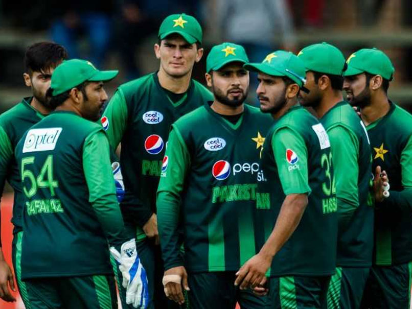 पाकिस्तानी क्रिकेट टीम के 2 स्टार प्लेयर है चोटिल, विश्व कप से हुए बाहर तो पाक टीम के लिए होगा बड़ा झटका
