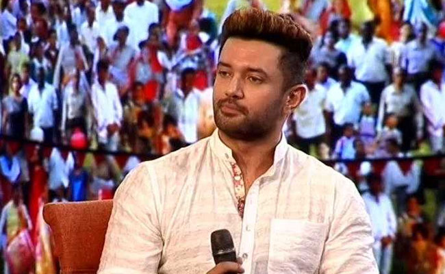 अब चिराग पासवान ने अरुण जेटली को पत्र लिख पूछा- वित्त मंत्री जी बताइये नोटबंदी का क्या फायदा हुआ: सूत्र