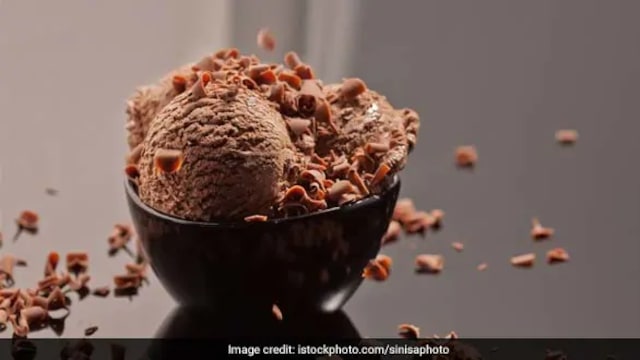 This dairy-free vegan ice cream can easily be prepared at home