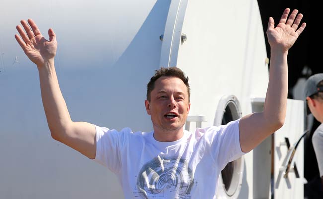 Elon Musk's SpaceX To Raise $500 Million In Funding: Report