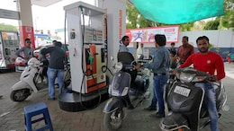Petrol Diesel :आज 22 ऑक्टोबरला पेट्रोल-डिझेलच्या किंमतीत बदल; टाकी फुल्ल करण्यापूर्वी तुमच्या शहराचे रेट तपासा