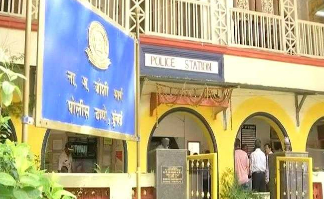 Missing Mumbai Bank Executives Car Found; Blood Stains, Knife On Seat