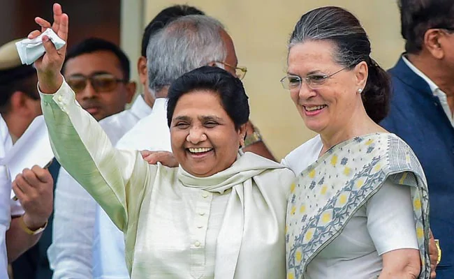 As Leads Waver, Congress Dials Mayawati For Madhya Pradesh: Sources