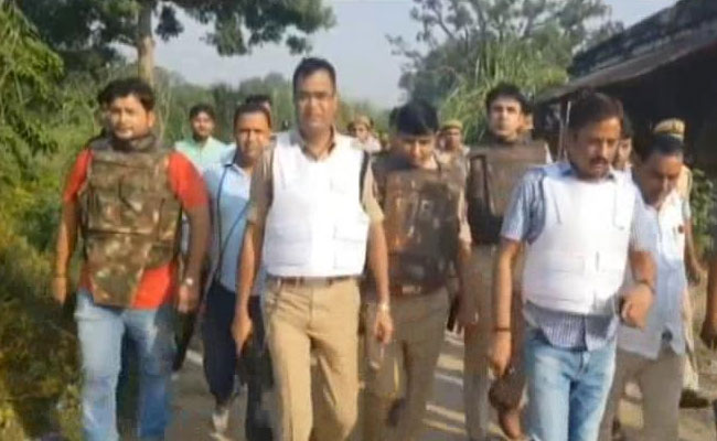 क्या फर्जी था अलीगढ़ में मीडिया के सामने हुआ एनकाउंटर? उठ रहे कई सवाल