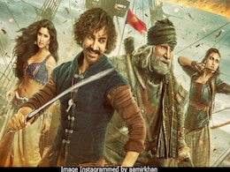 Thugs Of Hindostan: Aamir Khan 'Still Can't Believe' He's On A Poster With Amitabh Bachchan Thugs Of Hindostan: Aamir Khan 'Still Can't Believe' He's On A Poster With Amitabh Bachchan