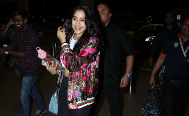 Why Janhvi Kapoor Is Missing From Ganesh Chaturthi Celebrations In Mumbai