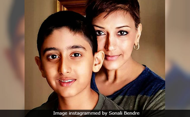 Ganesh Chaturthi 2018: Sonali Bendre, Battling Cancer In New York, Is 'Missing Celebrations Back Home'