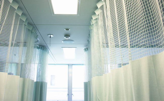 Curtains in hospitals can become breeding grounds for resistant bacteria