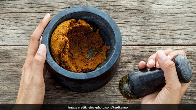Kitchen ingredients like turmeric, ghee and black pepper can regularise blood sugar levels