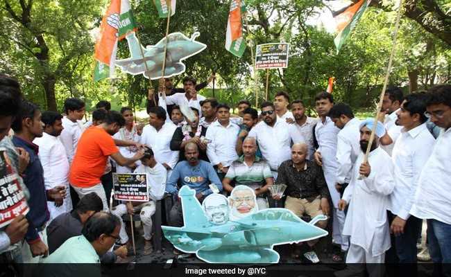 Youth Congress Activists Shave Heads In Protest Against Rafale Scam
