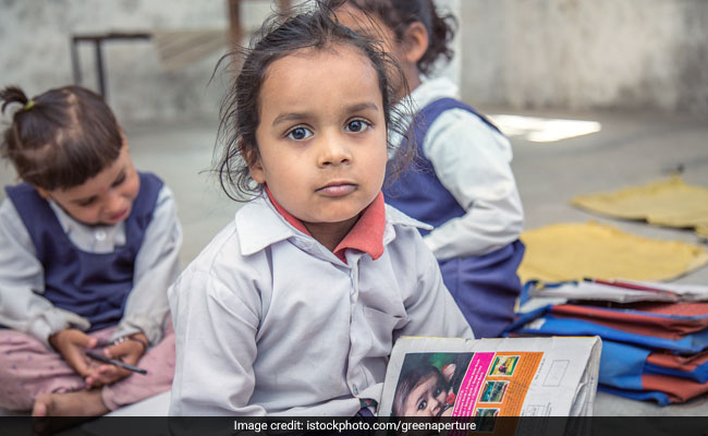 Why School Children Need To Read Books That Are Not Textbooks