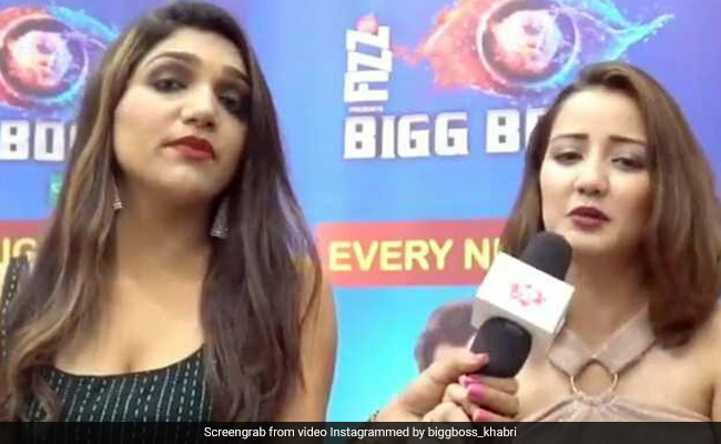 Bigg Boss 12: रोशमी और कृति हुईं  बिग बॉस से बेघर, अनूप जलोटा और जसलीन के रिश्ते के बारे में किया ये खुलासा