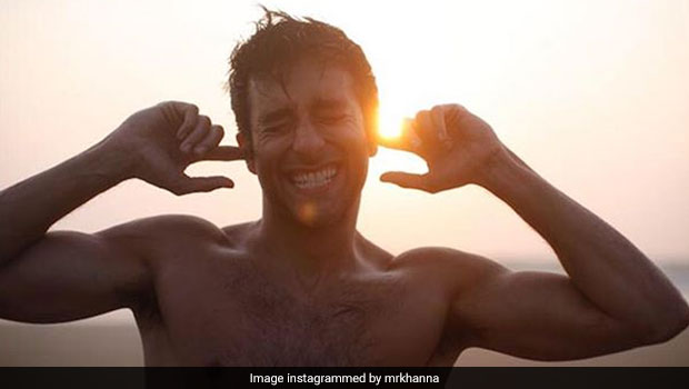 Eat Almond Flour Like Rahul Khanna: 3 Hard-To-Beat Reasons!