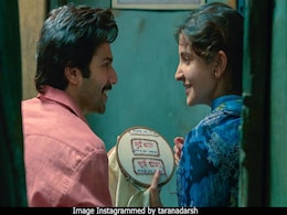 <I>Sui Dhaaga</i> Box Office Collection Day 1: 'Strong Total On The Cards' For Anushka Sharma, Varun Dhawan's Film <I>Sui Dhaaga</i> Box Office Collection Day 1: 'Strong Total On The Cards' For Anushka Sharma, Varun Dhawan's Film
