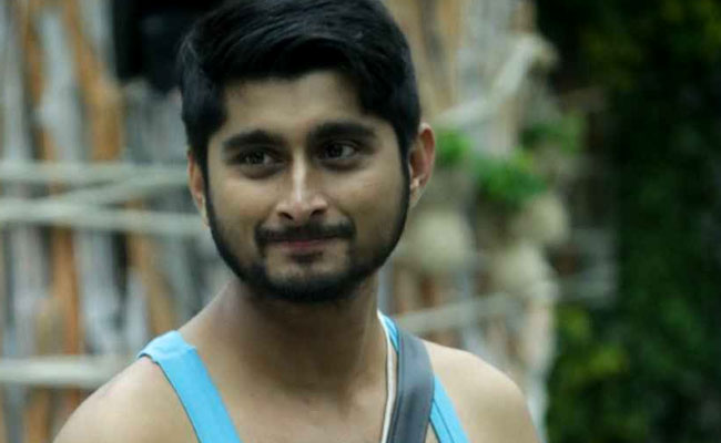 Bigg Boss 12: बिहार के दीपक ठाकुर का 'बिग बॉस' में तहलका, देसी अंदाज से किया सबको क्लीन बोल्ड