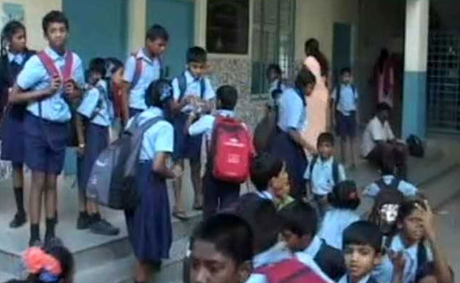 1,000 Karnataka Schools To Turn English Medium By Year-End
