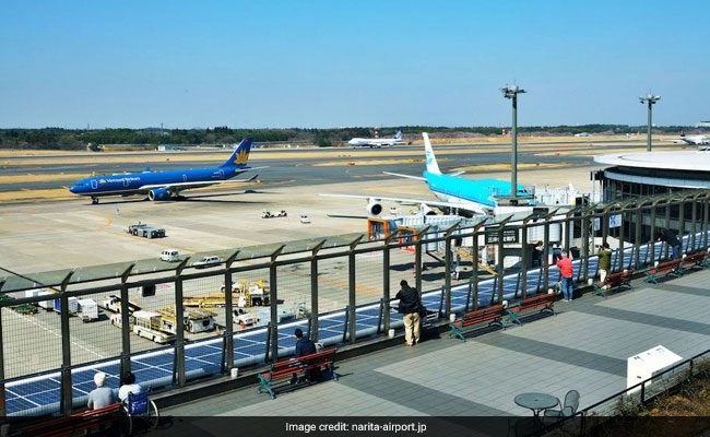 Japan's Narita Airport Briefly Closes Runway After Bomb Scare
