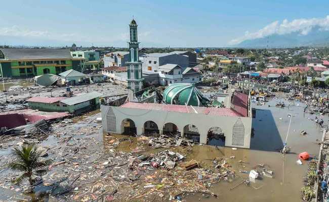 Indonesia Earthquake, Tsunami Updates: Mass Burials As Toll Rises To 832