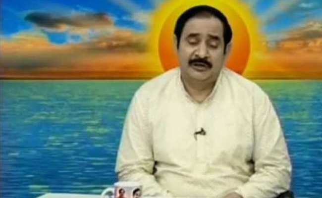 कथित बाबा आशु गुरुजी; उसका बेटा और दोस्त कई साल तक करते रहे यौन शोषण, गैंगरेप का केस दर्ज