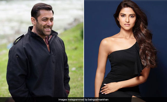 नूतन की पोती को लॉन्च करने जा रहे सलमान खान, देखें प्रनूतन की 10 ग्लैमरस तस्वीरें...