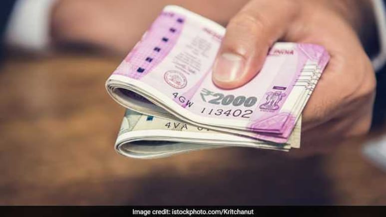 This Government Scheme Offers Education Loans Without Collateral or Guarantor