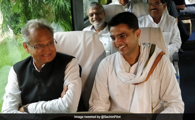 Sachin Pilot, Ashok Gehlot Perform 'Jai and Veeru' Act In Rajasthan