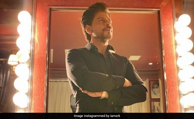 Shah Rukh Khan Has The New iPhone And You Don't. Such Is Life