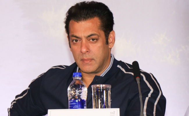 Salman Khan 'Not Aware' Of Tanushree Dutta Vs Nana Patekar. Maybe He Should Get Onto Twitter More Often