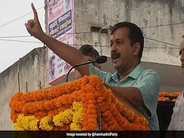 Arvind Kejriwal Retweets PM Modi's 2013 Post To Target Him On CBI Turmoil Arvind Kejriwal Retweets PM Modi's 2013 Post To Target Him On CBI Turmoil