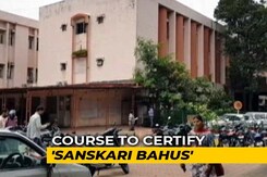 For Certified <i>Sanskari</i> Brides, Grooms, Turn To This Bhopal University For Certified <i>Sanskari</i> Brides, Grooms, Turn To This Bhopal University