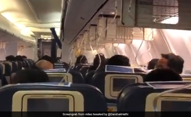 After Jet Flight Scare, 5 Passengers Suffer "Mild Conductive Deafness"