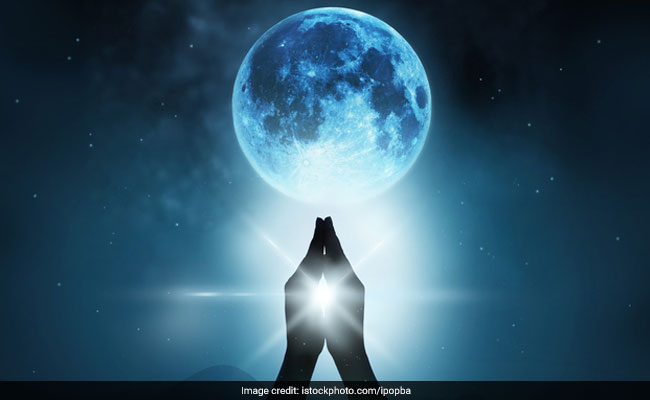 Ganesh Chaturthi के दिन मनाया जाता है चौठचंद्र, जानिए इस खास पर्व का महत्व, मंत्र और कहानी