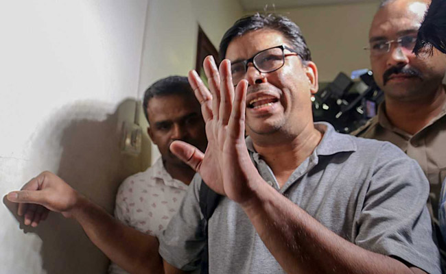 Pune Court Rejects Bail Pleas Of 3 Activists Over Alleged Maoist Links