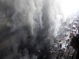 Fire Still Raging In Bagri Market, Firemen May Take Hours To Tame Flames Fire Still Raging In Bagri Market, Firemen May Take Hours To Tame Flames
