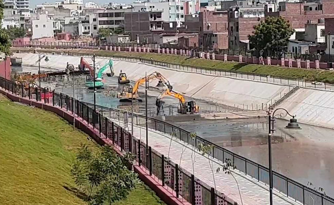 7,000 Men, Rs 1400 Cr For Vasundhara Raje's Flagship Daryavati Riverfront