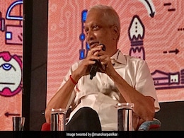 Manohar Parrikar Meets BJP Lawmakers, Minister Says "Recovering Well" Manohar Parrikar Meets BJP Lawmakers, Minister Says "Recovering Well"