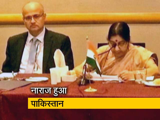 SAARC बैठक में पाक विदेश मंत्री को बगैर सुने निकलीं सुषमा स्वराज
