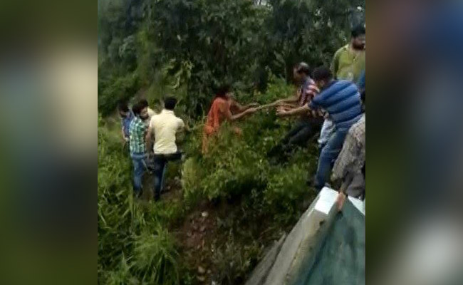 Three Dead, 44 Injured As Bus Falls Into Gorge In Himachal Pradesh
