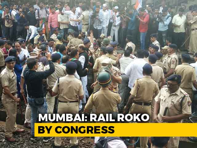 Bharat Bandh: Congress Workers Protest In Maharashtra, Block Rail Traffic