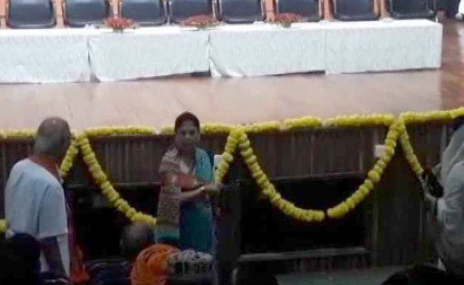 Mother's Photo Missing On Stage, Angry Yashodhara Raje Scindia Walks Off