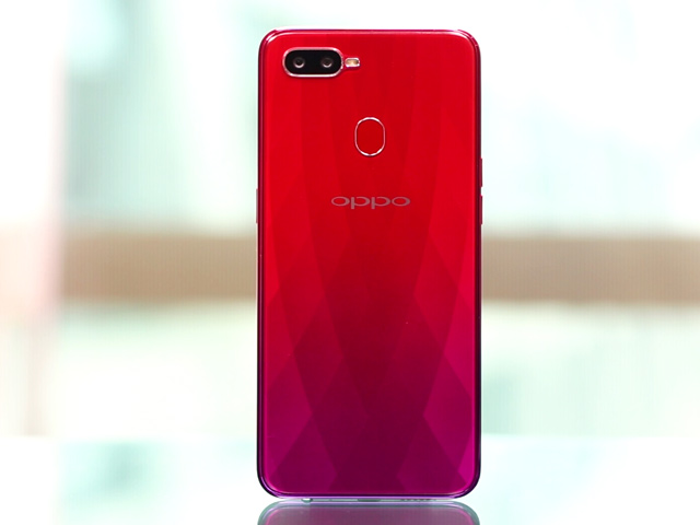 Oppo F9 Pro Review: Very Fashionable, But What About Performance?