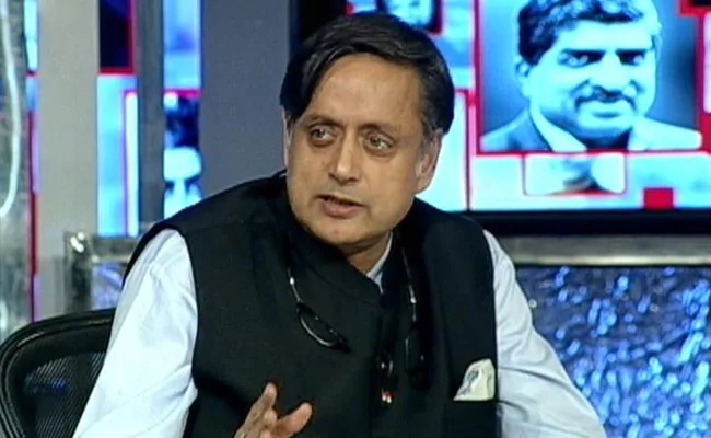 Sunanda Pushkar Case: Cops Told To Hand Over Documents To Shashi Tharoor