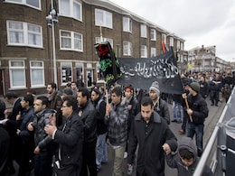 Muharram 2018: मुहर्रम जुलूस पर लगा प्रतिबंध, इस शहर ने उठाया यह बड़ा कदम Muharram 2018: मुहर्रम जुलूस पर लगा प्रतिबंध, इस शहर ने उठाया यह बड़ा कदम