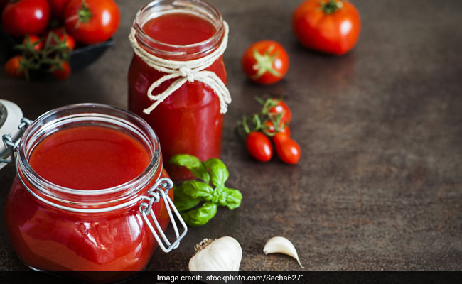 Overusing tomato sauce for a long time can cause certain health problemslike diabetes and obesity.
