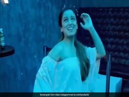 Video: सपना चौधरी का फिर चला जादू, 'Bigg Boss 12' में एंट्री से पहले इस कंटेस्टेंट ने यूं लगाए ठुमके Video: सपना चौधरी का फिर चला जादू, 'Bigg Boss 12' में एंट्री से पहले इस कंटेस्टेंट ने यूं लगाए ठुमके