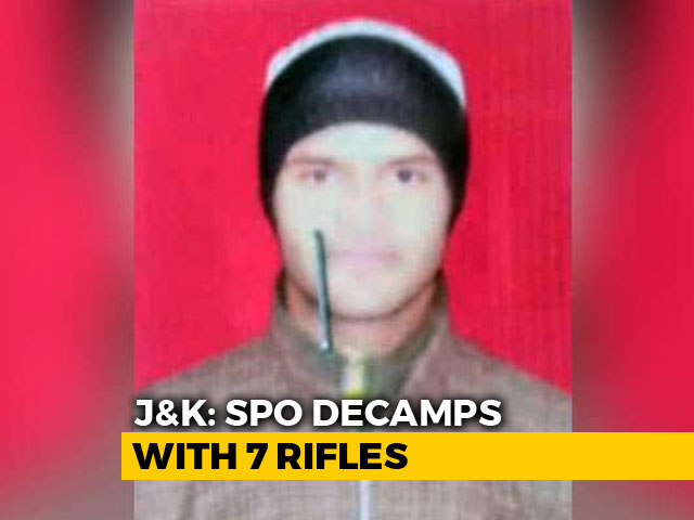 Special Police Officer Deserts With 7 AK-47 Rifles In Srinagar