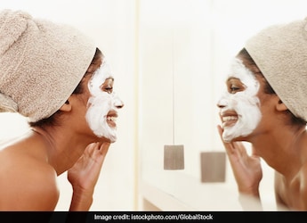 Skincare Tips: Try These Homemade Face Masks To Keep Your Skin Moisturised As The Weather Changes