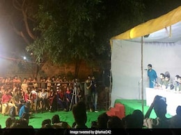 JNU Election 2018: प्रेजिडेंशियल डिबेट में एक-दूसरे पर बरसे उम्मीदवार, आरोप-प्रत्यारोप का दौर भी चला JNU Election 2018: प्रेजिडेंशियल डिबेट में एक-दूसरे पर बरसे उम्मीदवार, आरोप-प्रत्यारोप का दौर भी चला