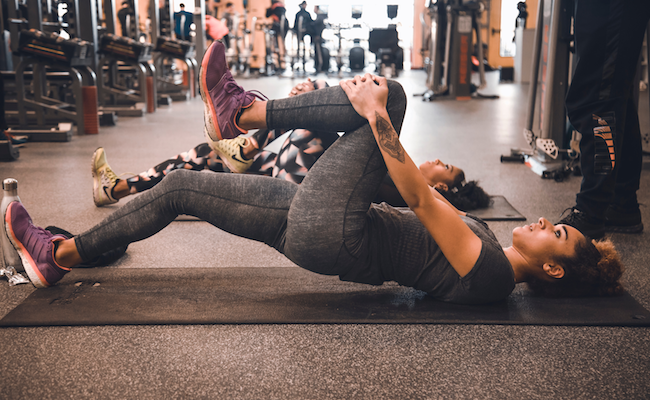 Here are some tips to avoid germs at the gym
